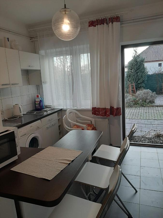 Ardo Vendeghaz Apartment ชารอชปาตัก ภายนอก รูปภาพ
